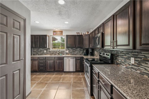 Tiny photo for 2009 Quail Run RUN, College Station, TX 77845 (MLS # 26006851)