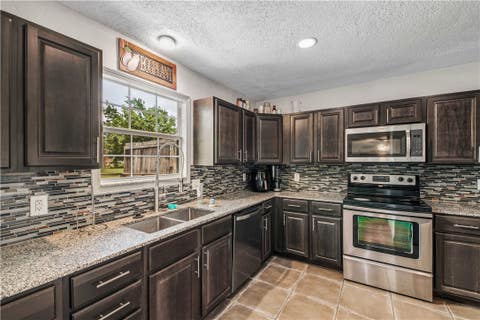 Tiny photo for 2009 Quail Run RUN, College Station, TX 77845 (MLS # 26006851)
