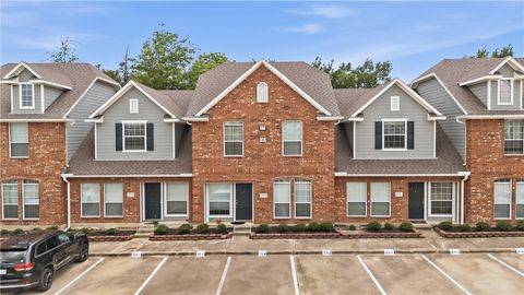Photo of 1001 Krenek Tap Road #803, College Station, TX 77840 (MLS # 26006316)