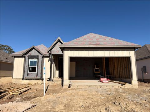 Photo of 5669 Fox Bluff Drive, Bryan, TX 77807 (MLS # 25011418)