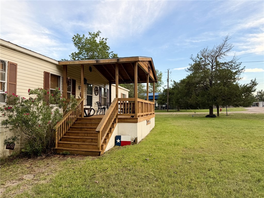 612 Sweetgum Ln