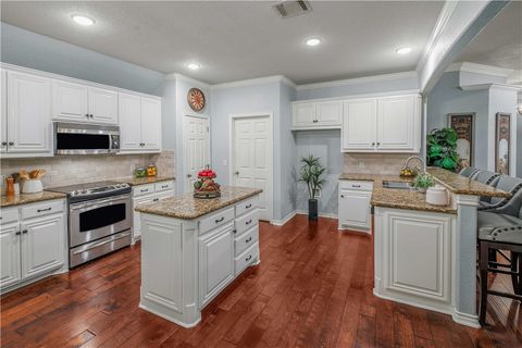 Tiny photo for 2477 Newark Circle, College Station, TX 77845 (MLS # 26003855)