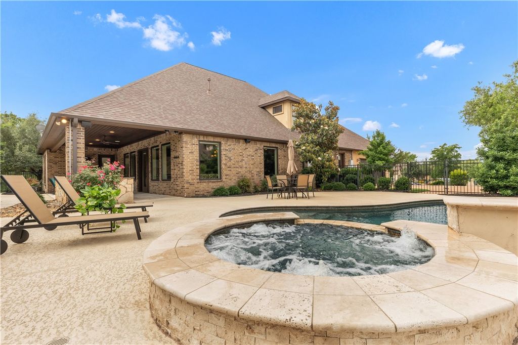 Photo of 3212 Laurel Trace Court, Bryan, TX 77807 (MLS # 25006350)