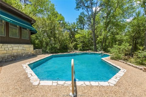 Tiny photo for 466 Elm Creek RD, Rockdale, TX 76567 (MLS # 26007063)