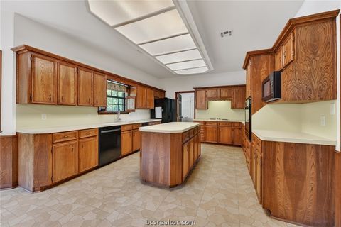 Tiny photo for 466 Elm Creek RD, Rockdale, TX 76567 (MLS # 26007063)