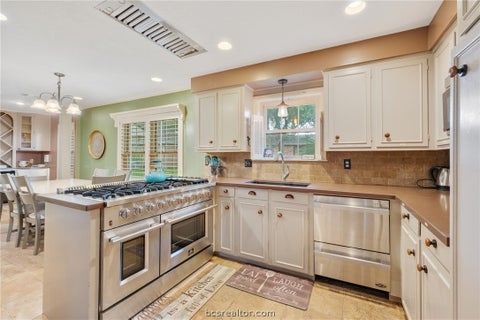 Tiny photo for 1605 Brook Hollow Drive, Bryan, TX 77802 (MLS # 26012492)