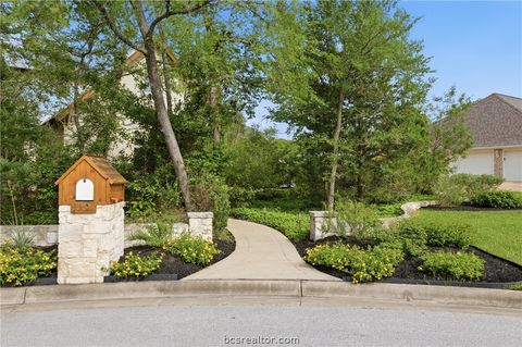 Tiny photo for 9201 Lake Forest Court N, College Station, TX 77845 (MLS # 26004893)