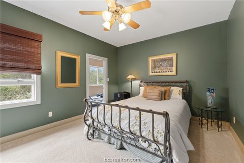 Tiny photo for 9201 Lake Forest Court N, College Station, TX 77845 (MLS # 26004893)