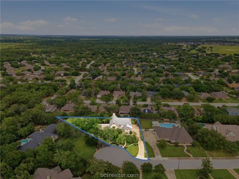 Tiny photo for 9201 Lake Forest Court N, College Station, TX 77845 (MLS # 26004893)