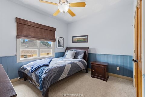 Tiny photo for 9201 Lake Forest Court N, College Station, TX 77845 (MLS # 26004893)