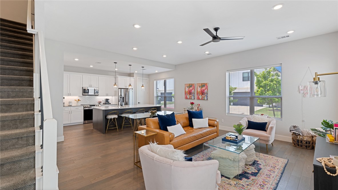 College Station, Texas 77840, United States, 4 Bedrooms Bedrooms, ,5 BathroomsBathrooms,Residential,Active,249762