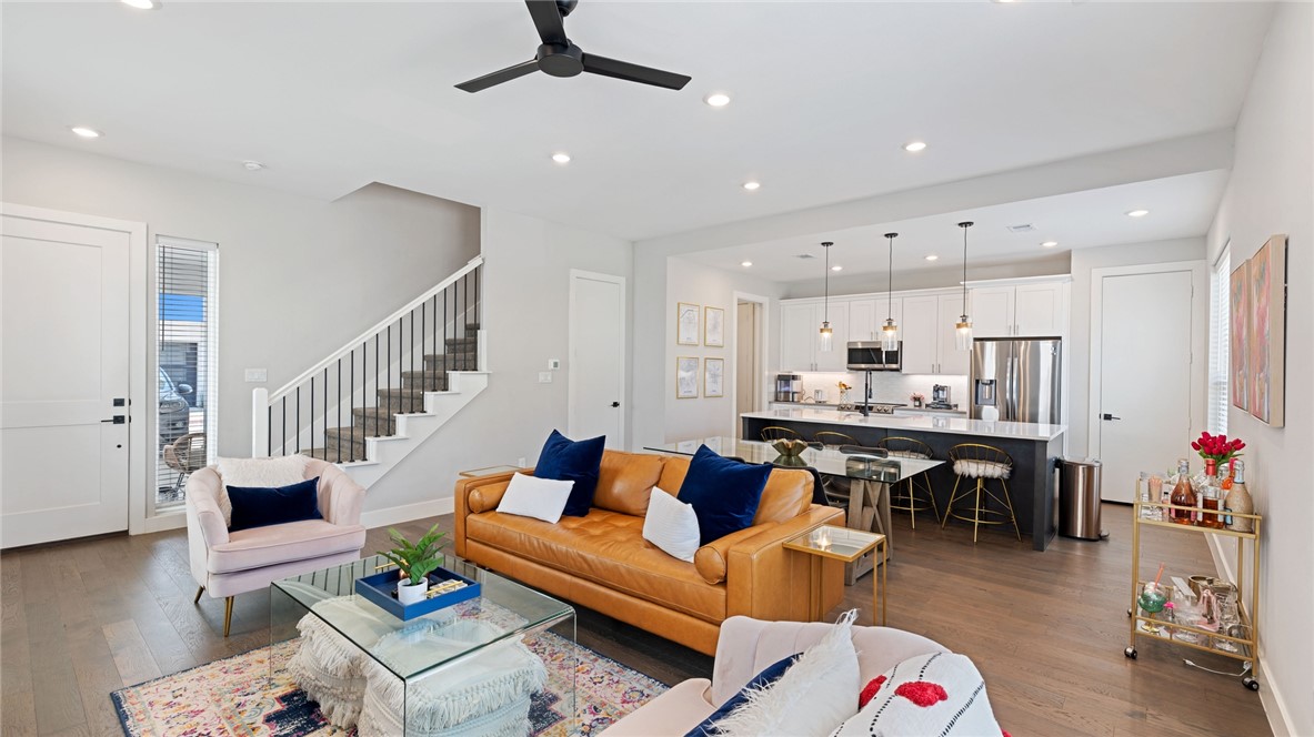 College Station, Texas 77840, United States, 4 Bedrooms Bedrooms, ,5 BathroomsBathrooms,Residential,Active,249762