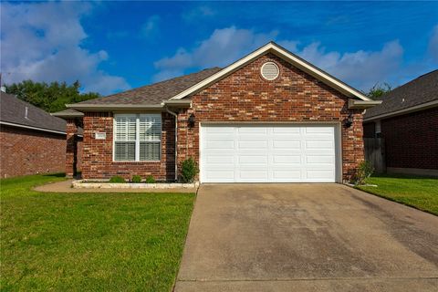 Photo of 2619 Trophy Drive, Bryan, TX 77802 (MLS # 26002670)