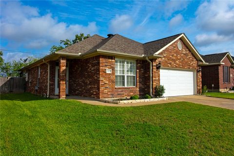 Tiny photo for 2619 Trophy Drive, Bryan, TX 77802 (MLS # 26002670)