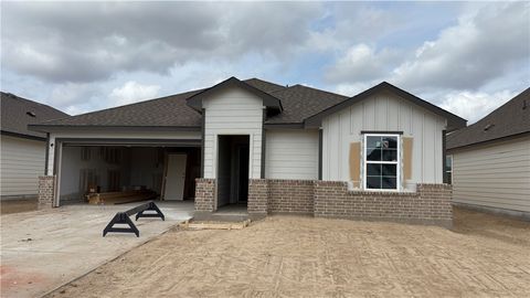 Photo of 5414 Bear Run, Bryan, TX 77803 (MLS # 25011336)