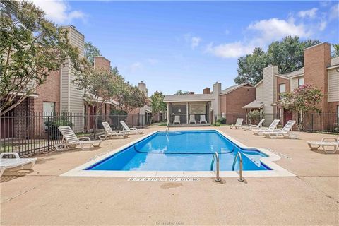 Tiny photo for 1904 Dartmouth Building I, Unit 1 Street, College Station, TX 77840 (MLS # 26009347)