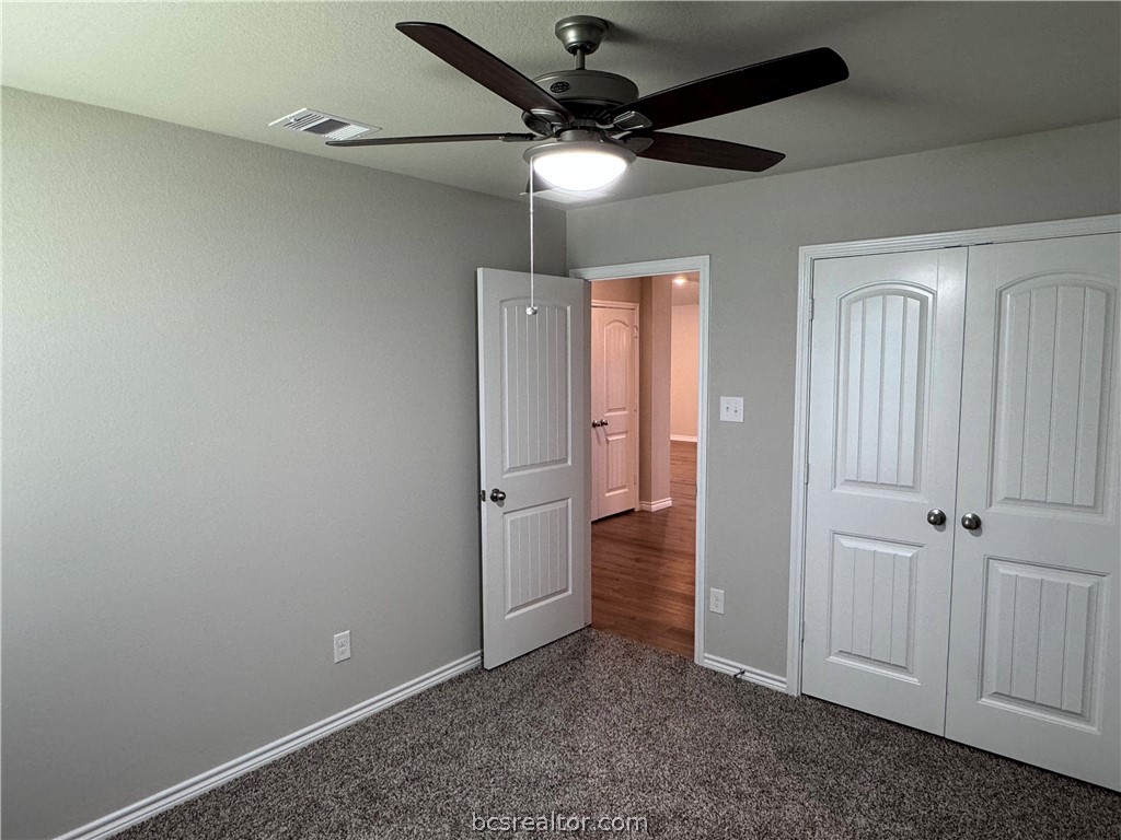 College Station, Texas 77845, United States, 4 Bedrooms Bedrooms, ,2 BathroomsBathrooms,Residential,Pending,63065