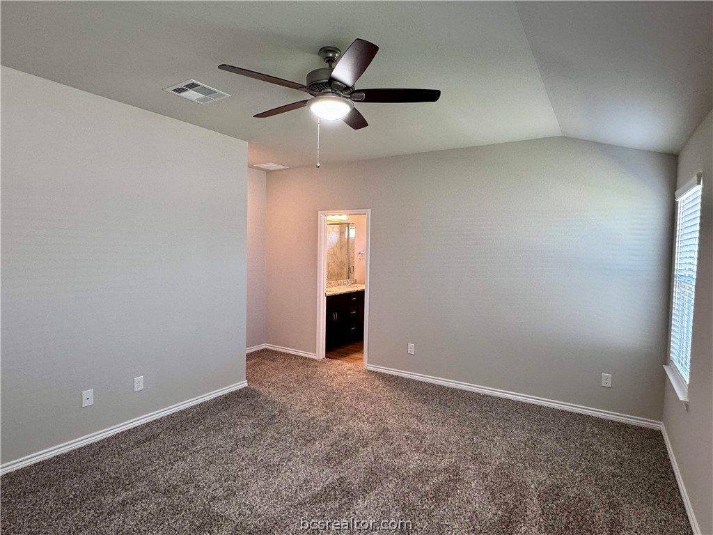 College Station, Texas 77845, United States, 4 Bedrooms Bedrooms, ,2 BathroomsBathrooms,Residential,Pending,63065