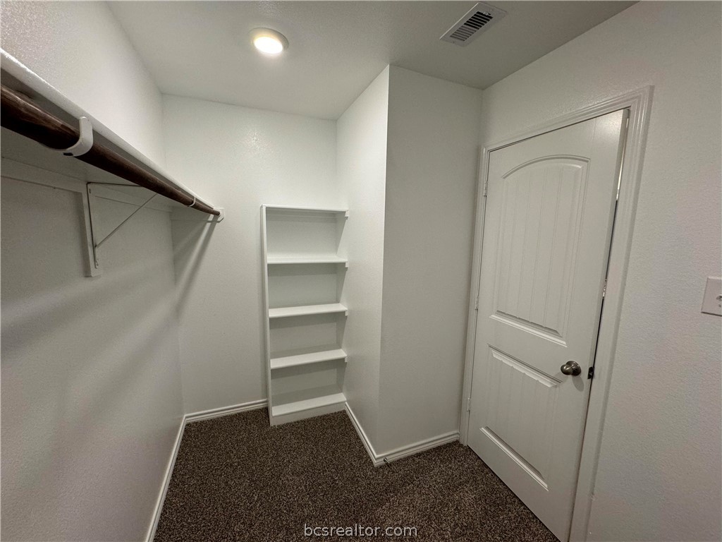 College Station, Texas 77845, United States, 4 Bedrooms Bedrooms, ,2 BathroomsBathrooms,Residential,Pending,63065