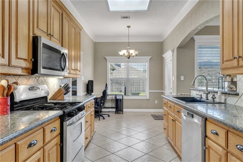 Tiny photo for 2703 Colony Hills Drive, Bryan, TX 77808 (MLS # 26009077)