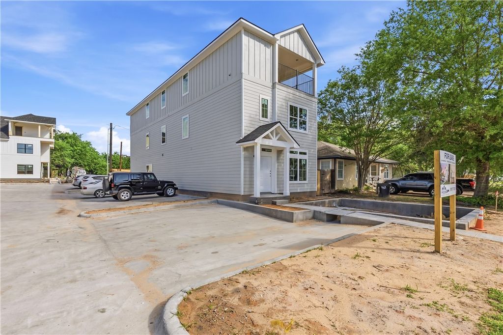 Photo of 301 Park Place, College Station, TX 77840 (MLS # 26004212)