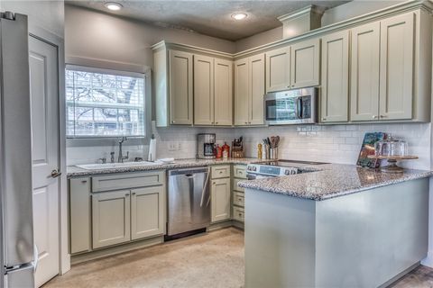 Tiny photo for 1018 7th Street, Somerville, TX 77879 (MLS # 26003109)