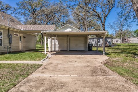 Tiny photo for 1018 7th Street, Somerville, TX 77879 (MLS # 26003109)