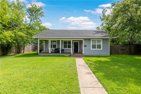 Tiny photo for 705 Welsh Avenue, College Station, TX 77840 (MLS # 26007404)