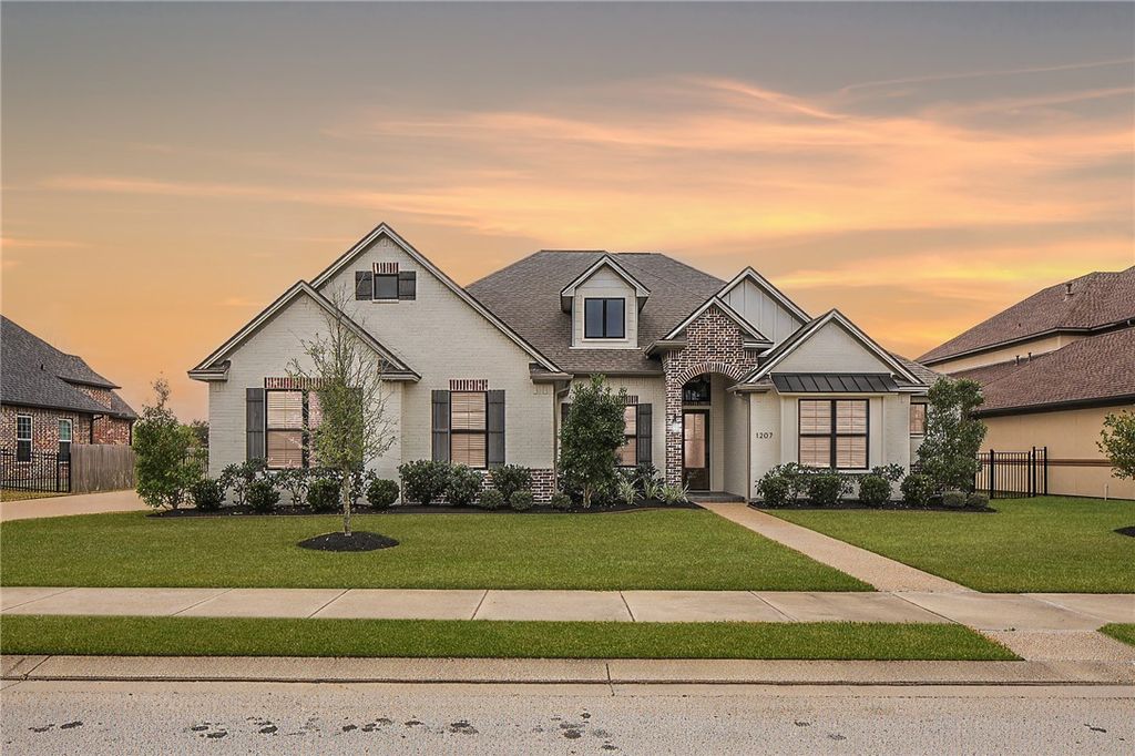 Photo of 1207 Quarry Oaks Drive, College Station, TX 77845 (MLS # 26001894)