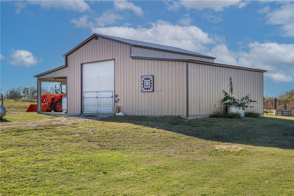 Photo of 2232 FM 975, Caldwell, TX 77836 (MLS # 25011667)