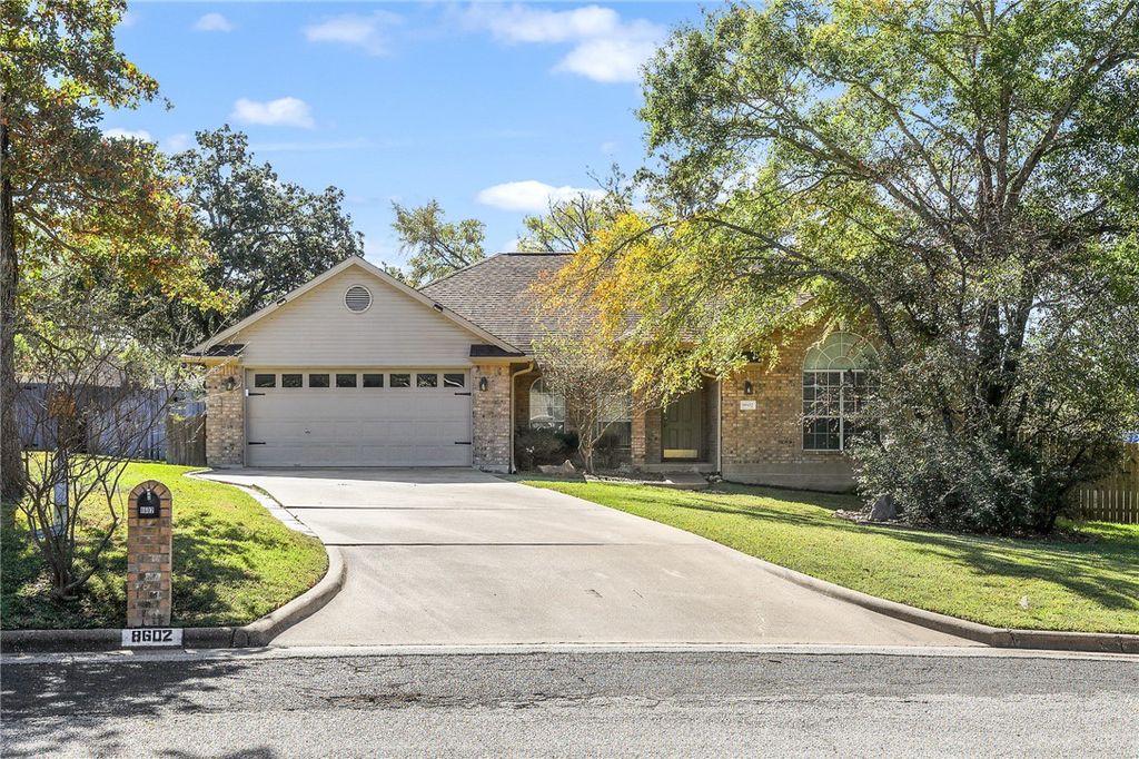 Photo of 8602 Jade Drive, College Station, TX 77845 (MLS # 25011701)