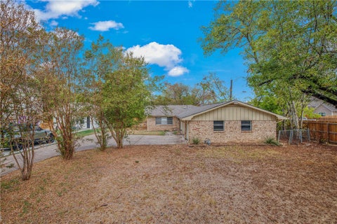 Tiny photo for 1313 Leacrest Drive, College Station, TX 77840 (MLS # 26008864)