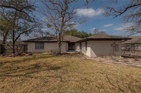 Tiny photo for 1404 Angelina Circle, College Station, TX 77840 (MLS # 26002563)