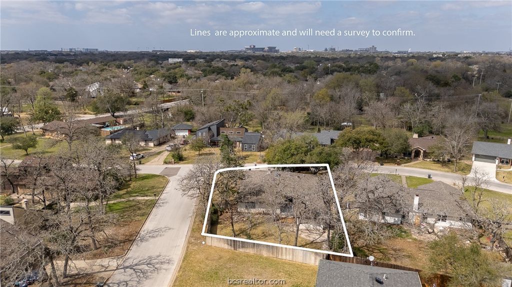 Photo of 1404 Angelina Circle, College Station, TX 77840 (MLS # 26002563)