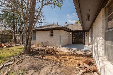 Tiny photo for 1404 Angelina Circle, College Station, TX 77840 (MLS # 26002563)