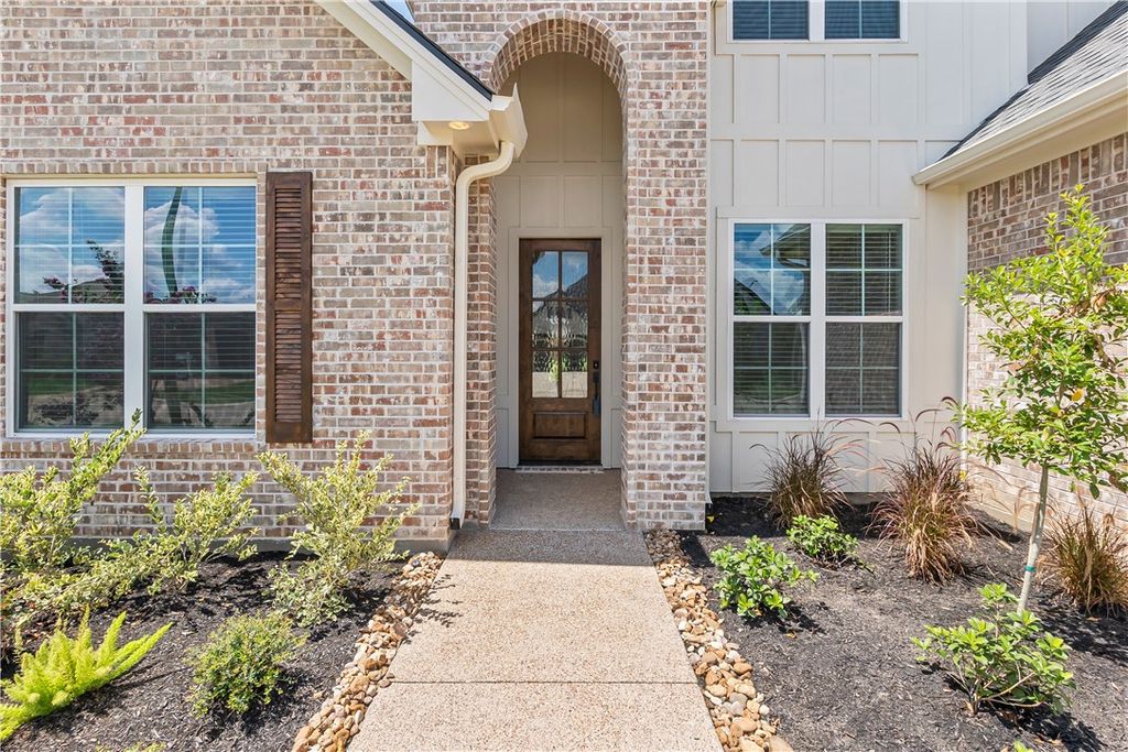 Photo of 4736 Legendary Drive, College Station, TX 77845 (MLS # 26000287)
