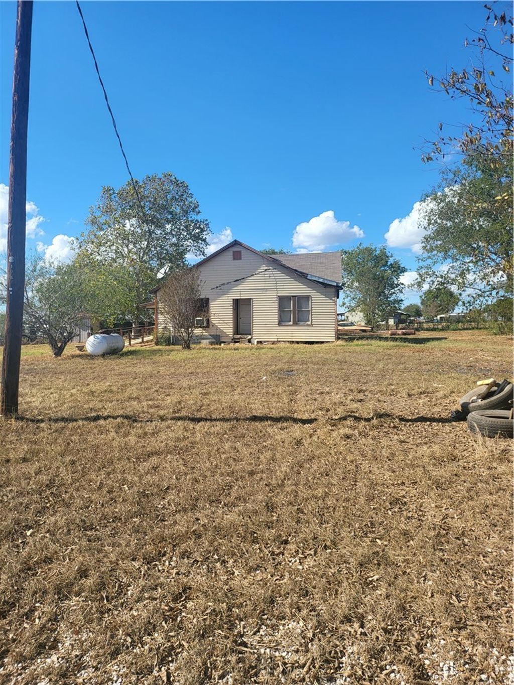 Photo of 233 County Road 122 CountyRoad, Caldwell, TX 77836 (MLS # 25011005)