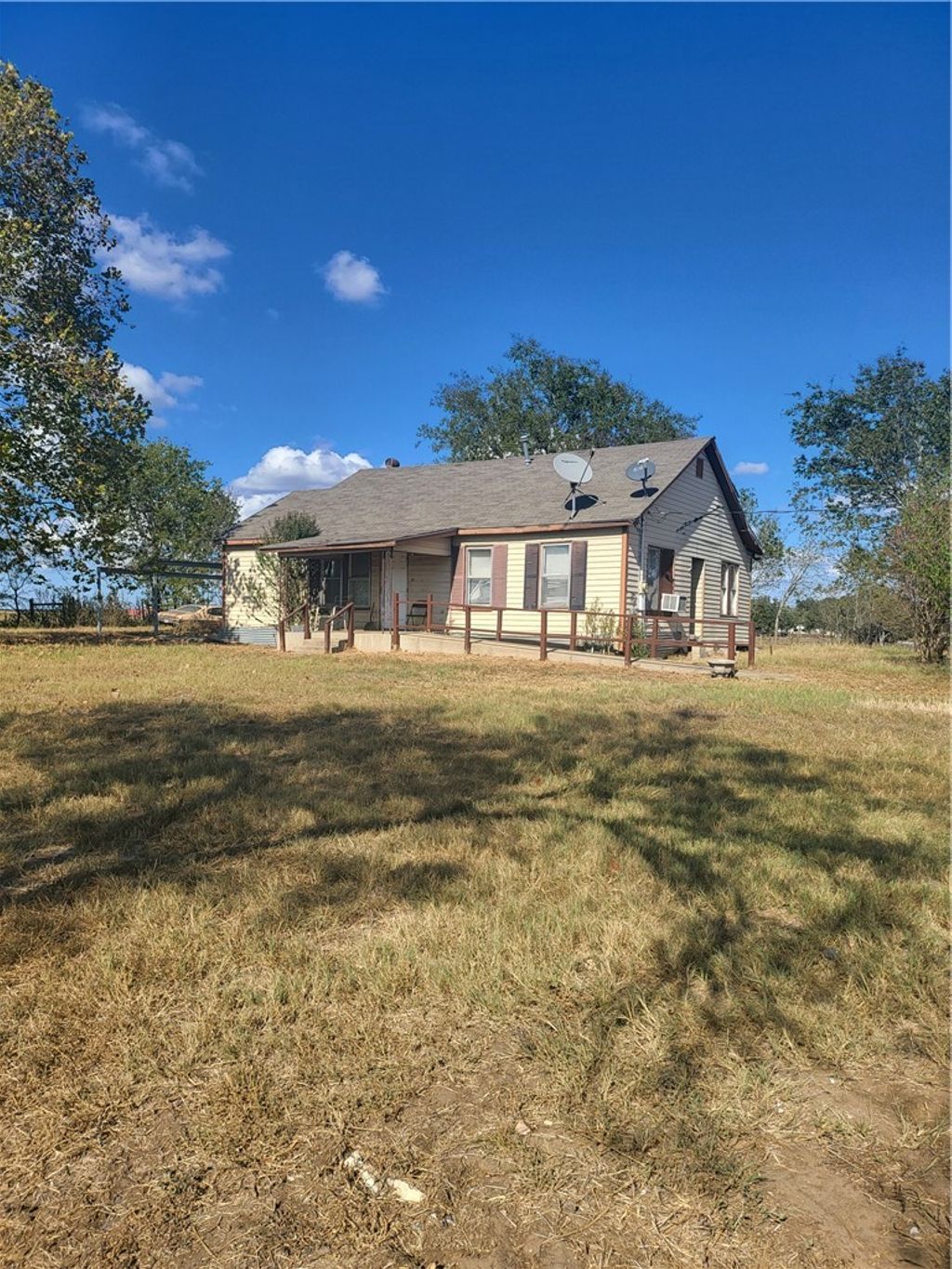 Photo of 233 County Road 122 CountyRoad, Caldwell, TX 77836 (MLS # 25011005)