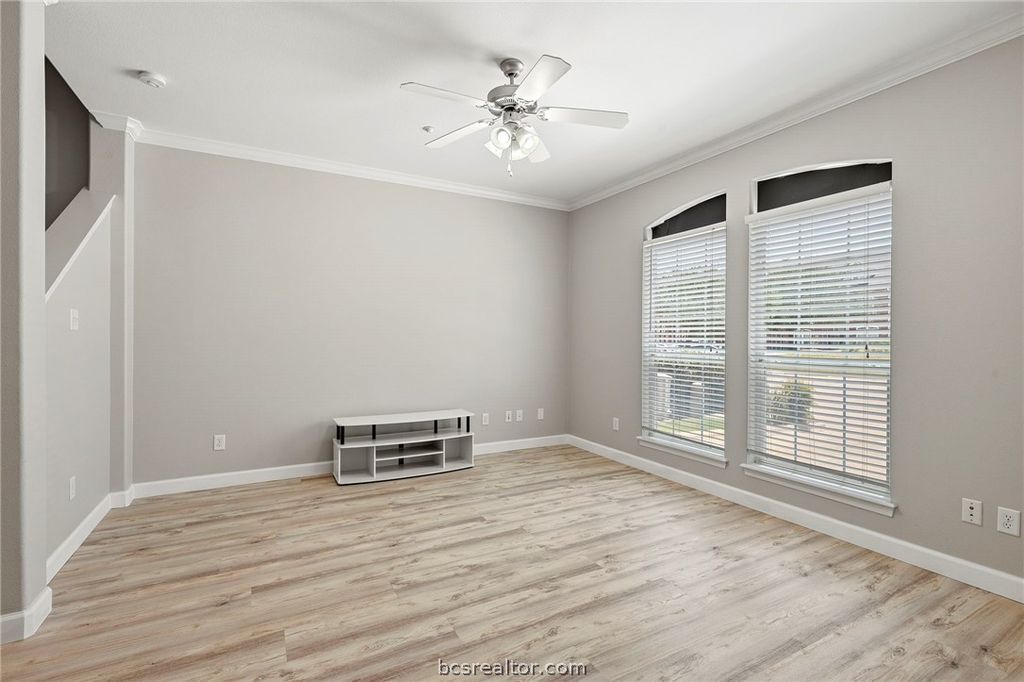 Photo of 305 Holleman DR E #805, College Station, TX 77840 (MLS # 26008996)