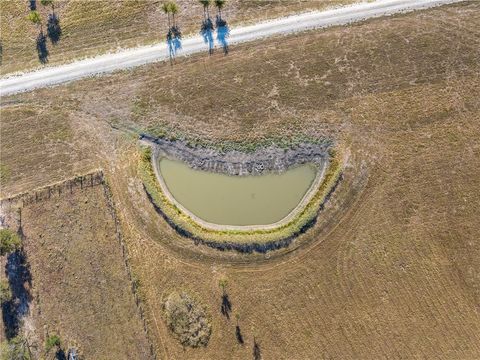 Tiny photo for 2324 County Road 353, Gause, TX 77857 (MLS # 25012793)