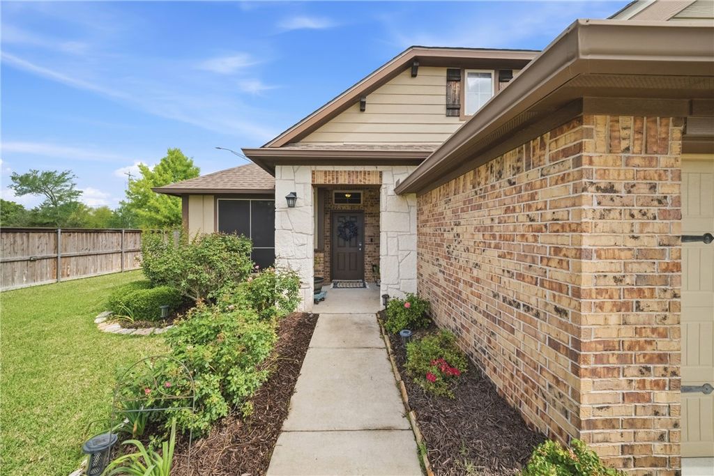Photo of 4101 Bridgewood Court, College Station, TX 77845 (MLS # 26004816)