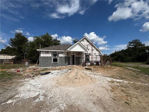 Tiny photo for 602 N Seventh Street, Navasota, TX 77868 (MLS # 25010445)