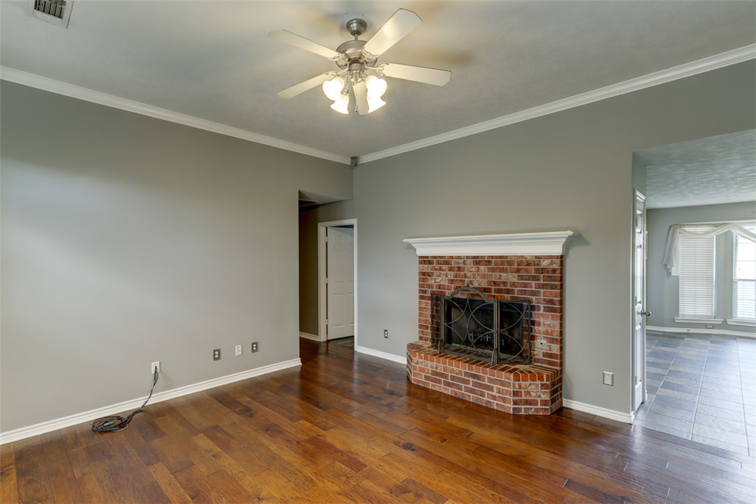 College Station, Texas 77845, United States, 4 Bedrooms Bedrooms, ,2 BathroomsBathrooms,Residential,Active,193030