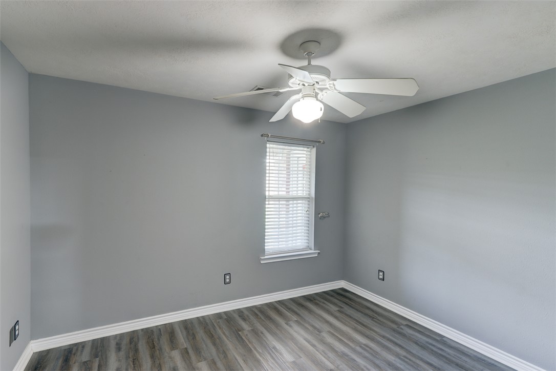 College Station, Texas 77845, United States, 4 Bedrooms Bedrooms, ,2 BathroomsBathrooms,Residential,Active,193030