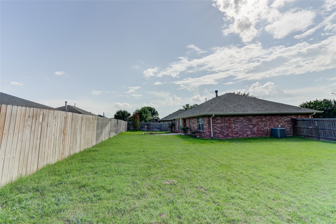 College Station, Texas 77845, United States, 4 Bedrooms Bedrooms, ,2 BathroomsBathrooms,Residential,Active,193030