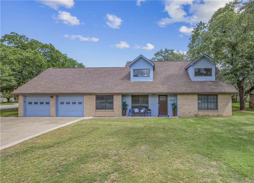 Photo of 1222 N Ridgefield Circle, College Station, TX 77840 (MLS # 26006369)