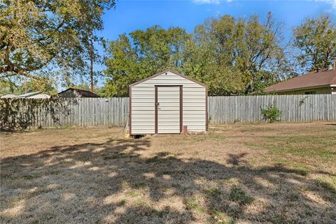 Tiny photo for 2505 Conquest Circle, Bryan, TX 77803 (MLS # 25010865)
