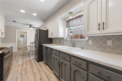 Tiny photo for 2307 Quail Hollow Drive, Bryan, TX 77802 (MLS # 26009271)