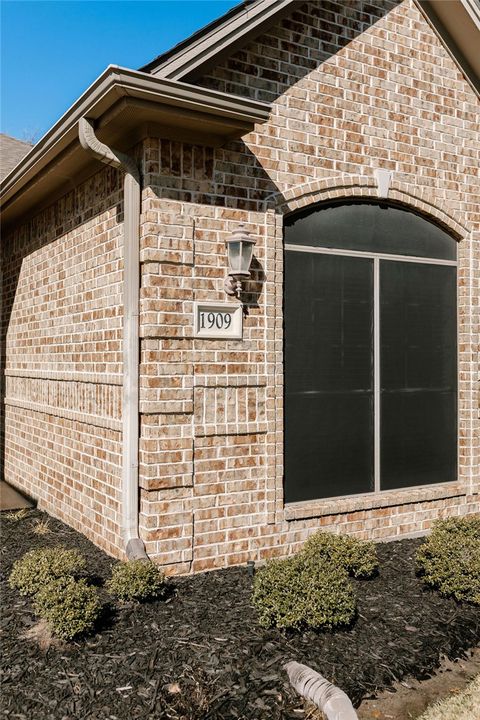 Tiny photo for 1909 Debbie Dr, Bryan, TX 77802 (MLS # 26001202)