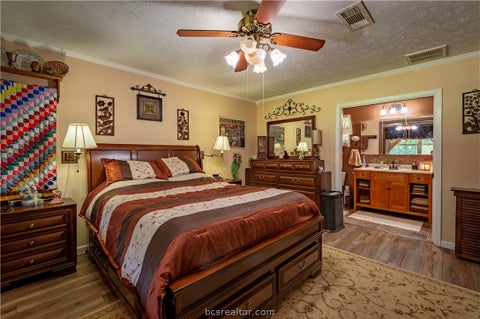 Tiny photo for 2 Valley View Vw, Hilltop Lakes, TX 77871 (MLS # 26011416)